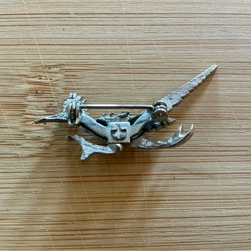VTG ROADRUNNER PIN SILVER-TONE RED RHINESTONE EYE RUNNING BROOCH PIN MOVING - Picture 3 of 5